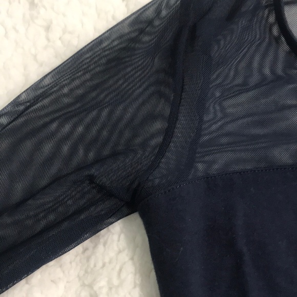 Garage navy mesh sleeve top - Picture 3 of 3